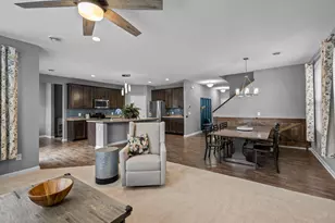 15653 Eddy Crk Wy, Apple Valley, MN 55124 - Photo 5