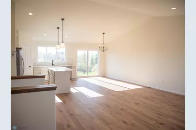 112 18 Street SE, Barnesville, MN 56514 - Photo 5