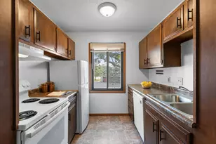 2011 Viking Dr NW, Rochester, MN 55901 - Photo 5