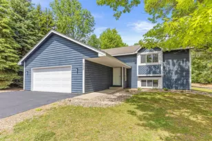 500 Ridge Ln, Chaska, MN 55318 - Photo 1
