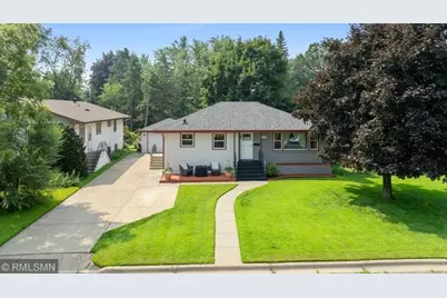 142 E Warburton Street, South Saint Paul, MN 55075 - Photo 1