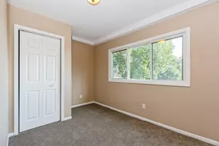 304 Marshall Ave, Saint Paul, MN 55102 - Photo 5