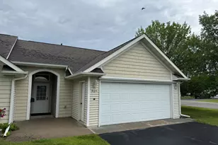 701 Vista Way NW, Bemidji, MN 56601 - Photo 1