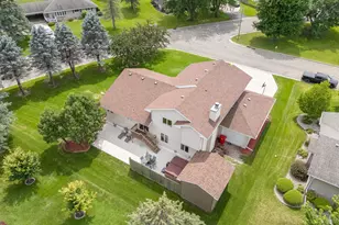 707 26th St SW, Austin, MN 55912 - Photo 41