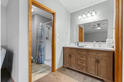 707 26th Street SW, Austin, MN 55912 - Photo 15