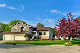 707 26th St SW, Austin, MN 55912 - Photo 45