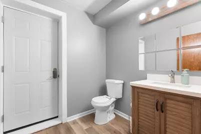 707 26th Street SW, Austin, MN 55912 - Photo 11