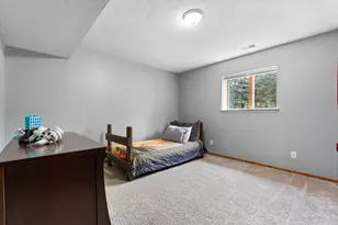 707 26th St SW, Austin, MN 55912 - Photo 27