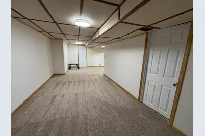 722 Kendall Avenue S, Thief River Falls, MN 56701 - Photo 23