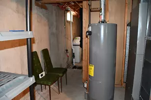 722 Kendall Ave S, Thief River Falls, MN 56701 - Photo 27