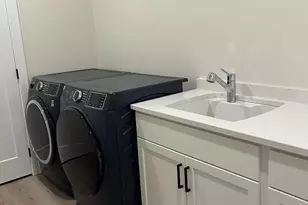 167 Stonelake Dr SE, Rochester, MN 55904 - Photo 3