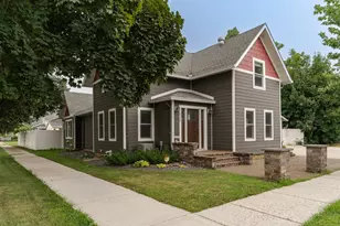 620 W Dwelle St, Lake City, MN 55041 - Photo 1