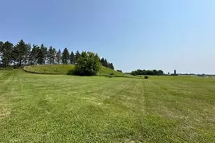 2100 Kalash Rd, Windom, MN 56101 - Photo 1