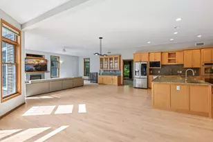 3646 Labore Rd, White Bear Lake, MN 55110 - Photo 9