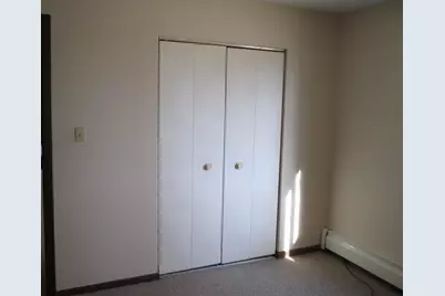 761 S 9th Street #5, Bird Island, MN 55310 - Photo 7