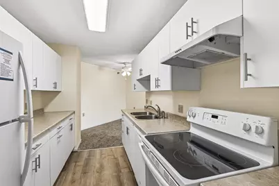 6615 Lake Shore Drive S #410, Richfield, MN 55423 - Photo 9