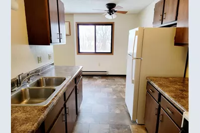 328 Lake Street #5, Clinton, MN 56225 - Photo 5