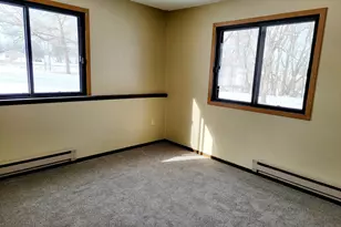 328 Lake St, Clinton, MN 56225 - Photo 9