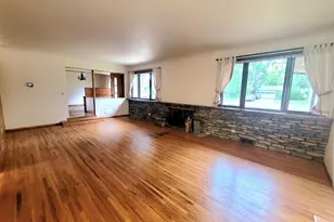 1328 10th Ave S, Moorhead, MN 56560 - Photo 7