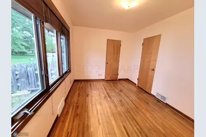 1328 10th Avenue S, Moorhead, MN 56560 - Photo 21