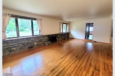 1328 10th Avenue S, Moorhead, MN 56560 - Photo 5