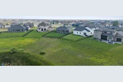 6884 21st Street S, Fargo, ND 58104 - Photo 45