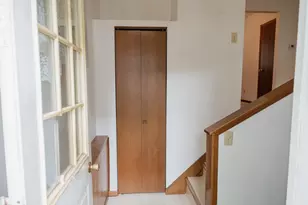 223 W 10th St, Fairmont, MN 56031 - Photo 3