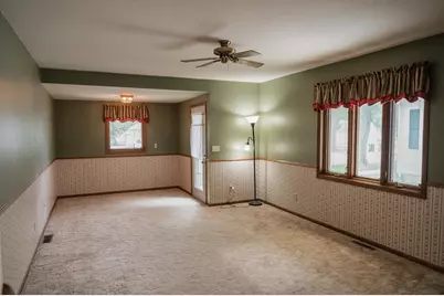 223 W 10th Street, Fairmont, MN 56031 - Photo 11