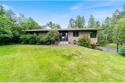 302 N 34th Avenue E, Duluth, MN 55804 - Photo 1