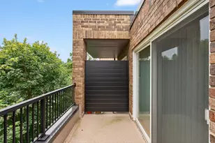 2220 Midland Grove Rd, Roseville, MN 55113 - Photo 21