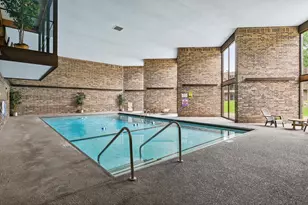 2220 Midland Grove Rd, Roseville, MN 55113 - Photo 27