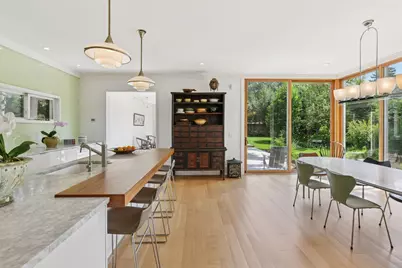 2225 E Lake Of The Isles Parkway, Minneapolis, MN 55405 - Photo 19