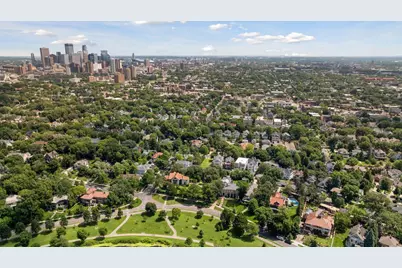 2225 E Lake Of The Isles Parkway, Minneapolis, MN 55405 - Photo 53