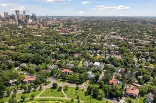 2225 E Lake Of The Isles Pkwy, Minneapolis, MN 55405 - Photo 53