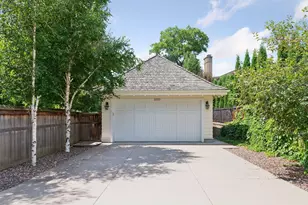 2225 E Lake Of The Isles Pkwy, Minneapolis, MN 55405 - Photo 87