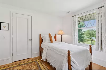 2225 E Lake Of The Isles Parkway, Minneapolis, MN 55405 - Photo 35