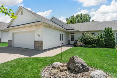 855 22nd Street SE, Owatonna, MN 55060 - Photo 1