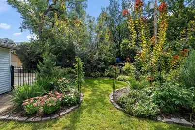 1900 Feronia Avenue, Saint Paul, MN 55104 - Photo 5