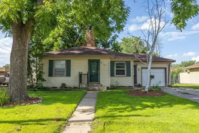 1122 6th Street NW, Faribault, MN 55021 - Photo 1