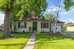 1122 6th St NW, Faribault, MN 55021 - Photo 1