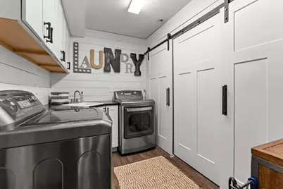 85 Castle Ridge Court, Chanhassen, MN 55317 - Photo 39