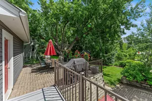 85 Castle Ridge Ct, Chanhassen, MN 55317 - Photo 59