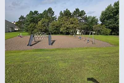 7942 Yates Avenue N, Brooklyn Park, MN 55443 - Photo 29