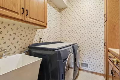 2204 Wildwood Court, Burnsville, MN 55306 - Photo 33