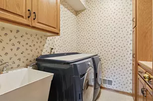 2204 Wildwood Ct, Burnsville, MN 55306 - Photo 33