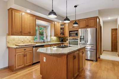 2204 Wildwood Court, Burnsville, MN 55306 - Photo 17