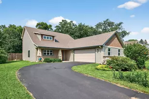 35 E Pullman Ave, Saint Paul Park, MN 55071 - Photo 1