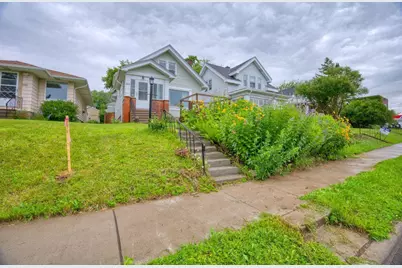 1217 E 9th Street, Duluth, MN 55805 - Photo 1