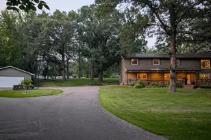 721 S Woodland Dr, Fergus Falls, MN 56537 - Photo 1