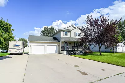 1202 Somerset Drive, Thief River Falls, MN 56701 - Photo 1
